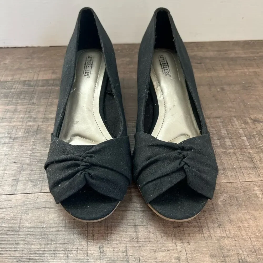 SEYCHELLES PEEP TOE BLACK CANVAS AND CORK WEDGES SIZE 8.5